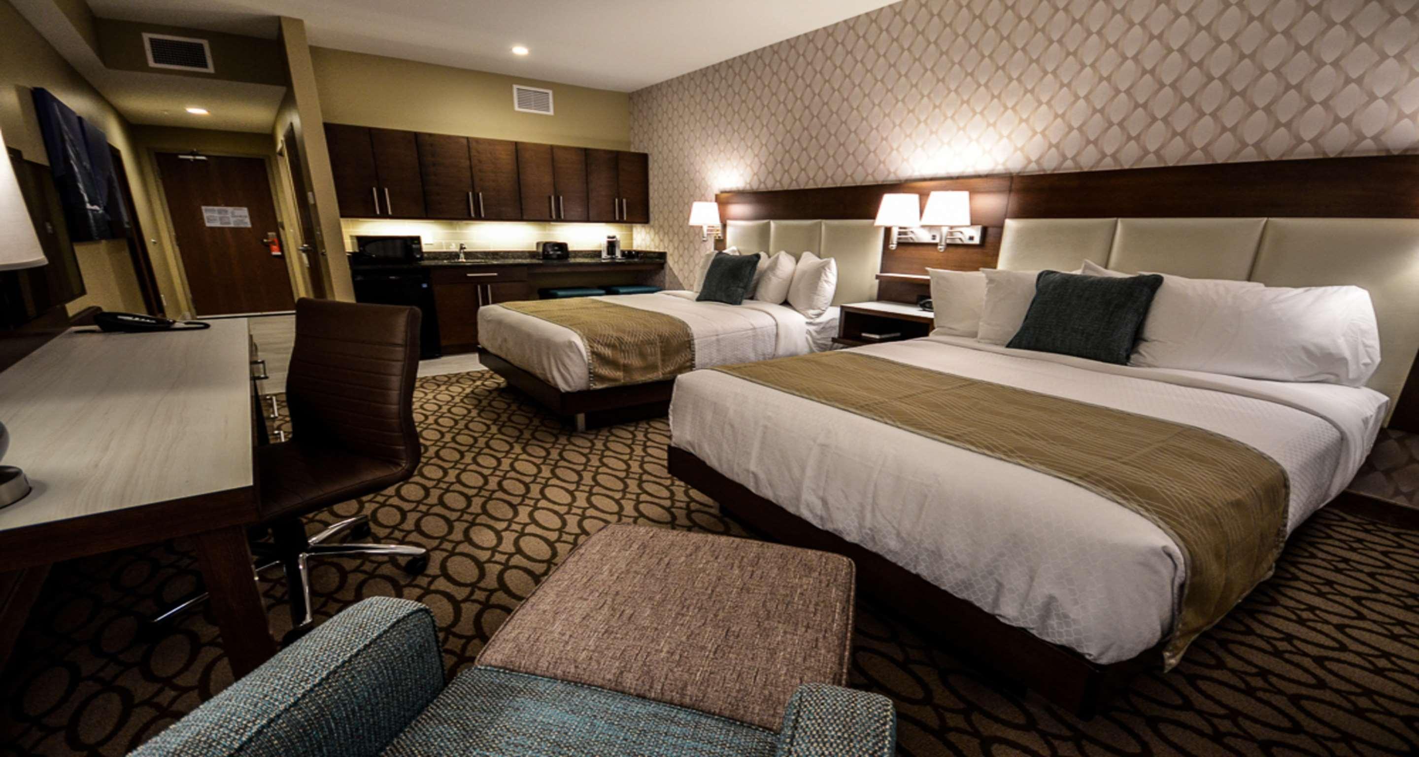 Best Western Plus St. John's Airport Hotel&Suites Exterior foto