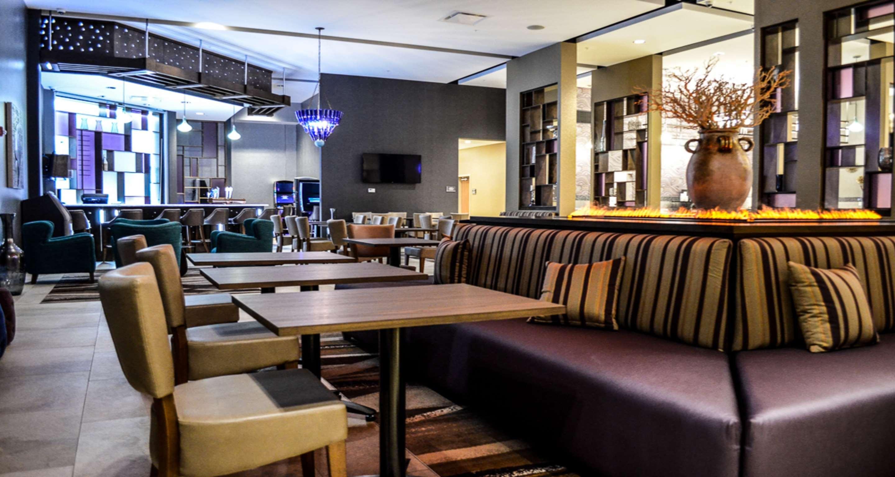 Best Western Plus St. John's Airport Hotel&Suites Exterior foto