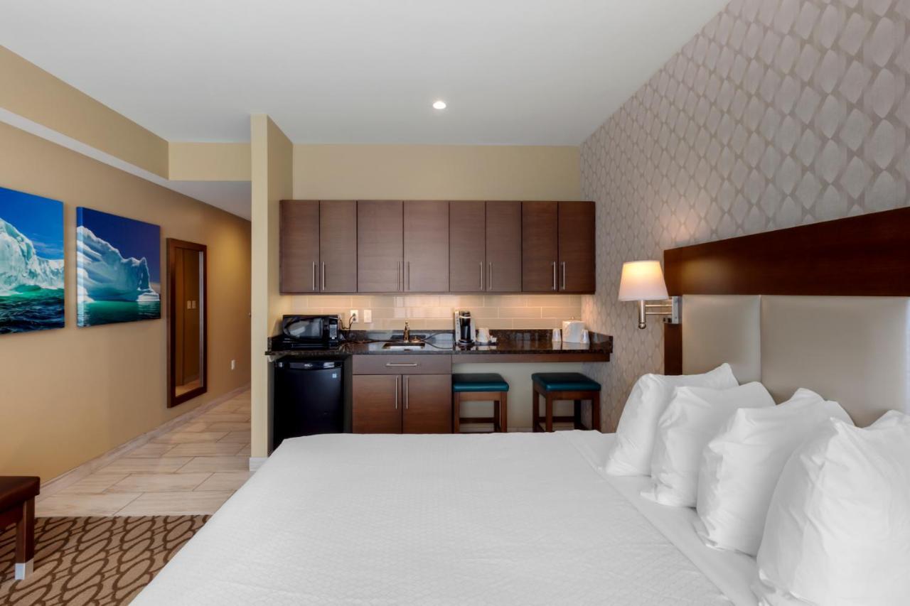 Best Western Plus St. John's Airport Hotel&Suites Exterior foto