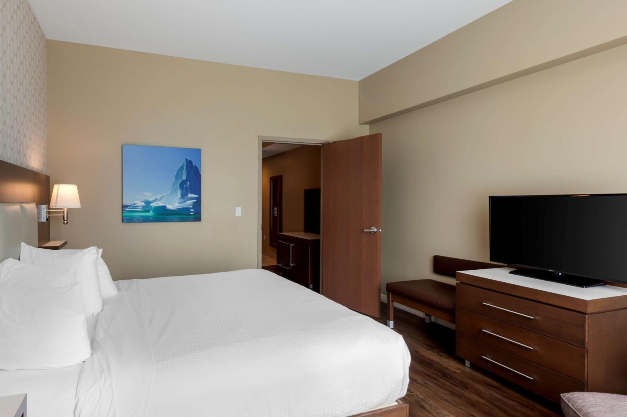 Best Western Plus St. John's Airport Hotel&Suites Exterior foto