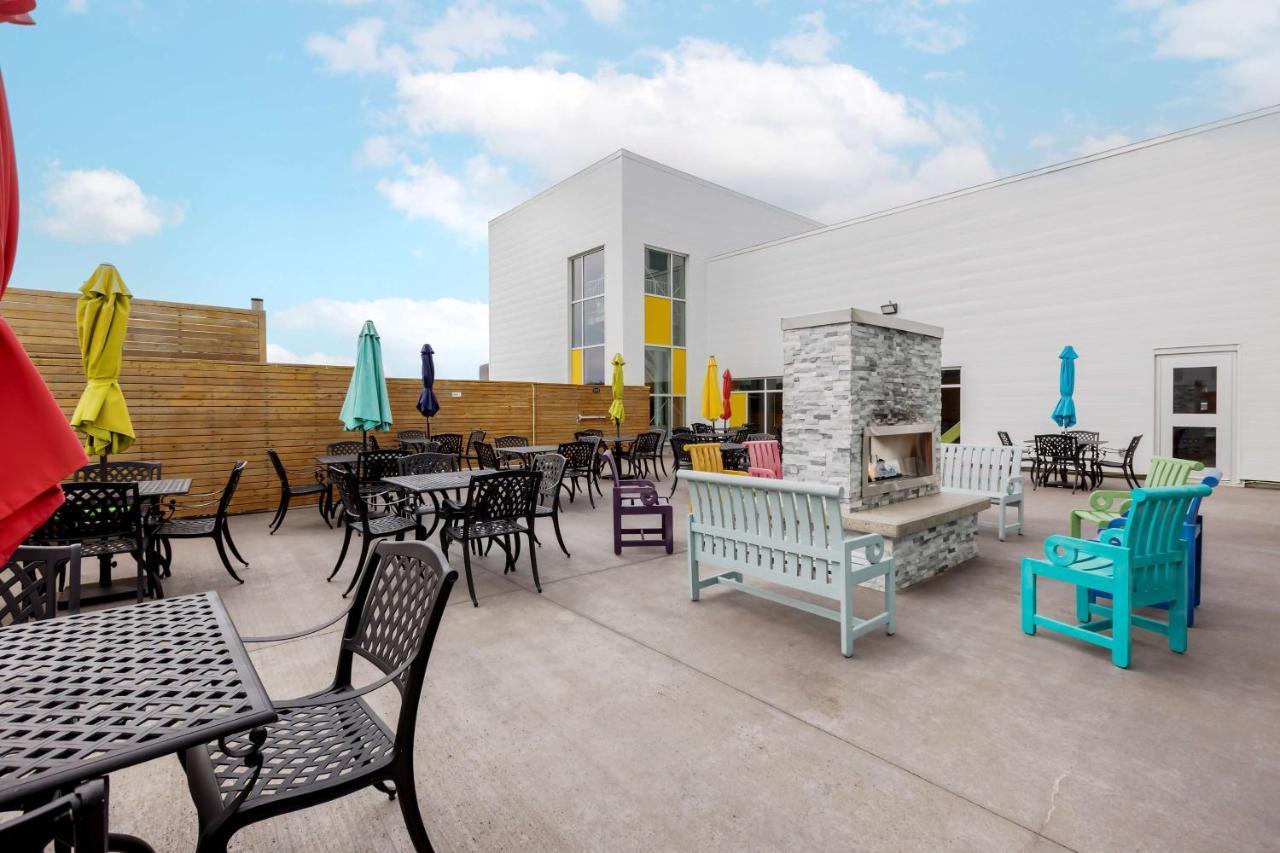 Best Western Plus St. John's Airport Hotel&Suites Exterior foto